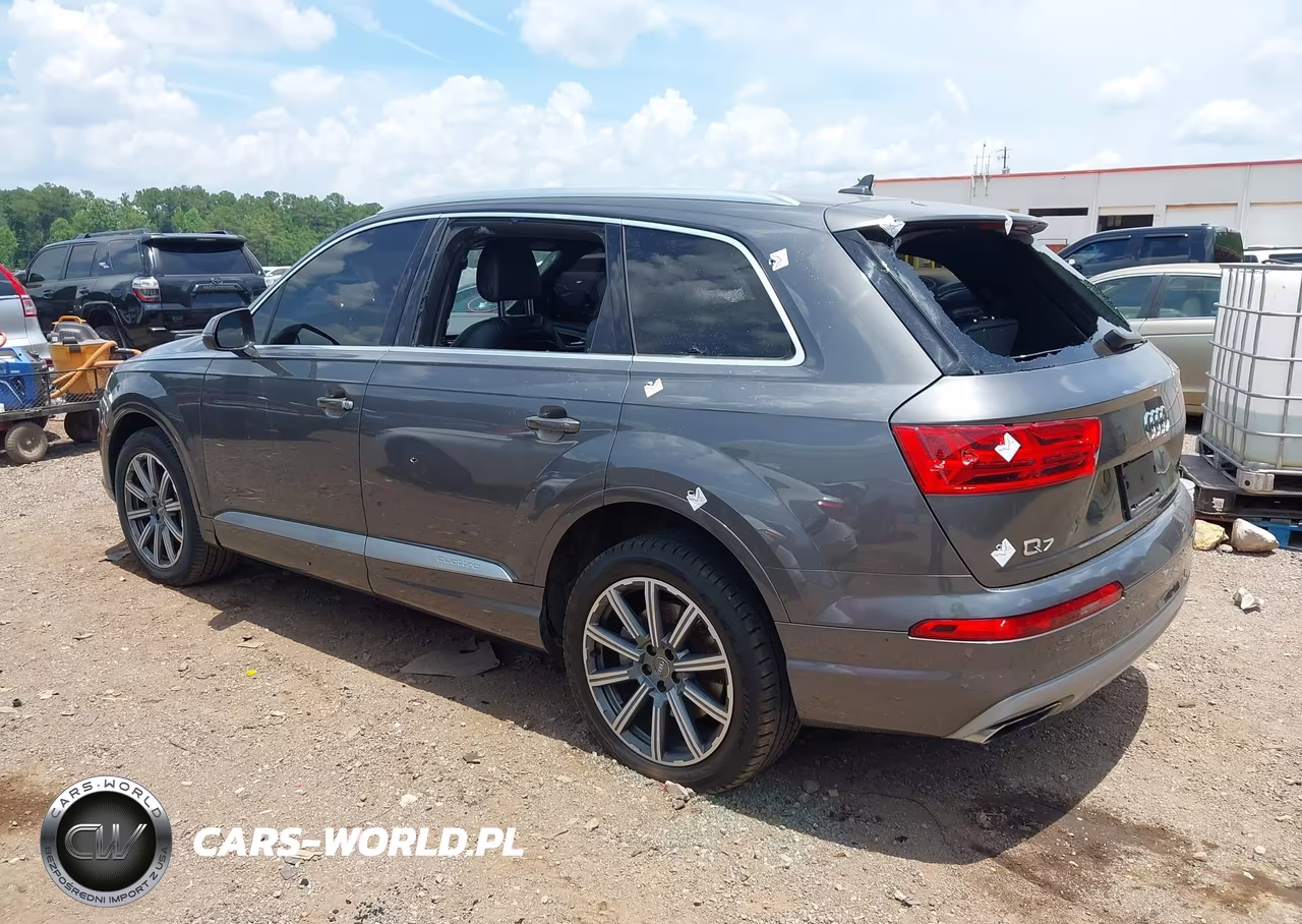 2018 Audi Q7 2.0T Premium VIN:WA1LHAF75JD047755 - 3