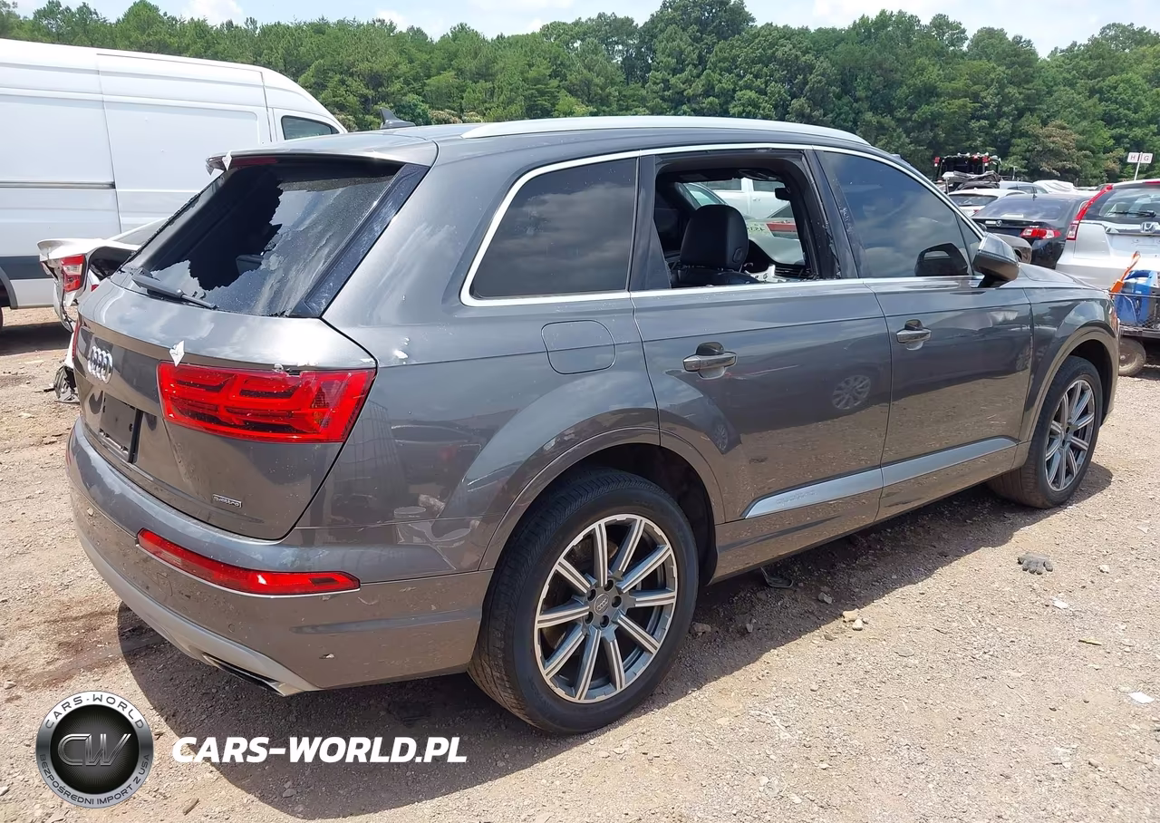 2018 Audi Q7 2.0T Premium VIN:WA1LHAF75JD047755 - 4