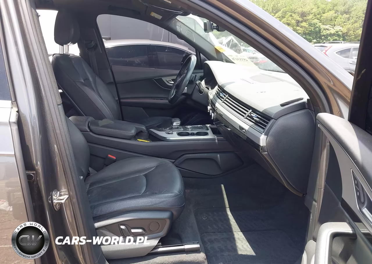 2018 Audi Q7 2.0T Premium VIN:WA1LHAF75JD047755 - 5