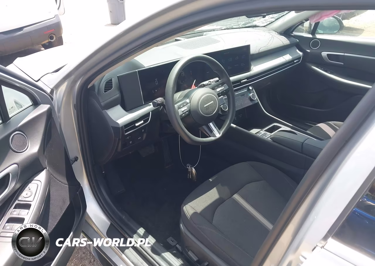 2025 Hyundai Sonata Sel VIN:KMHL64JA6SA437584 - 18