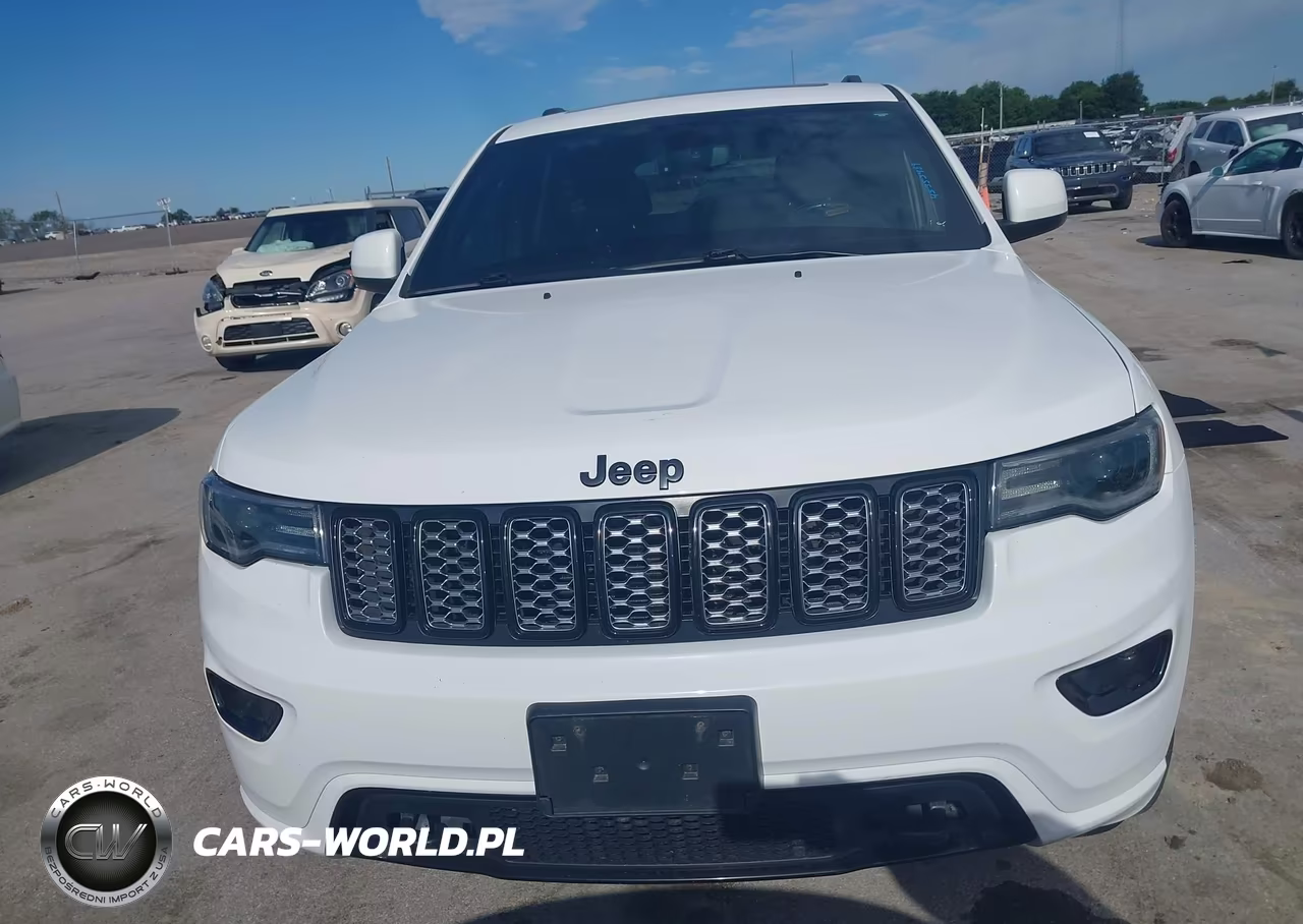 2020 Jeep Grand Cherokee Altitude VIN:1C4RJFAG1LC188632 - 12