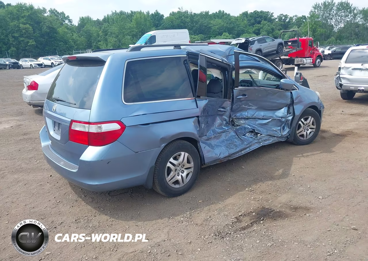 2007 Honda Odyssey Ex VIN:5FNRL38467B035936 - 4