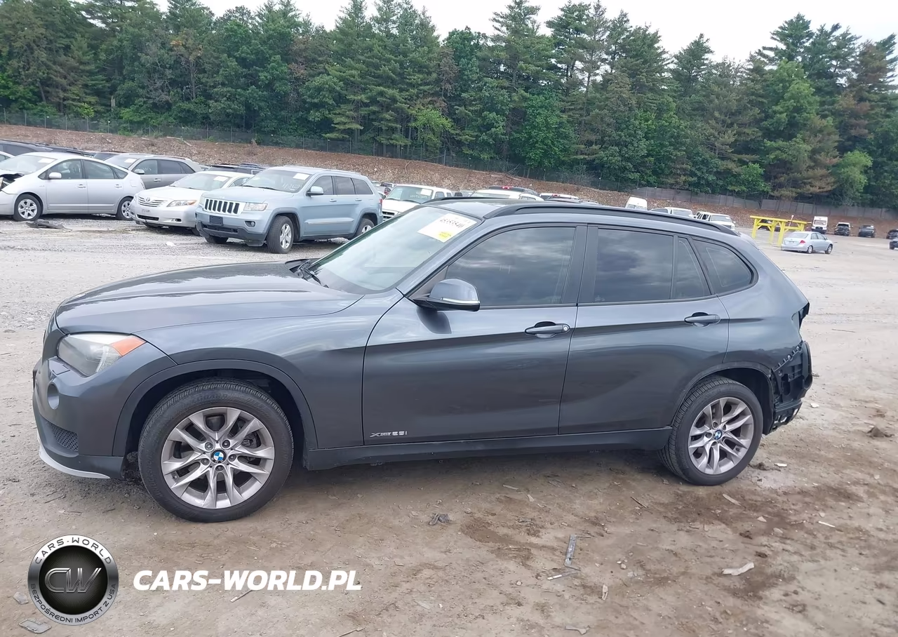 2015 BMW X1 xDrive28I VIN:WBAVL1C59FVY33671 - 15