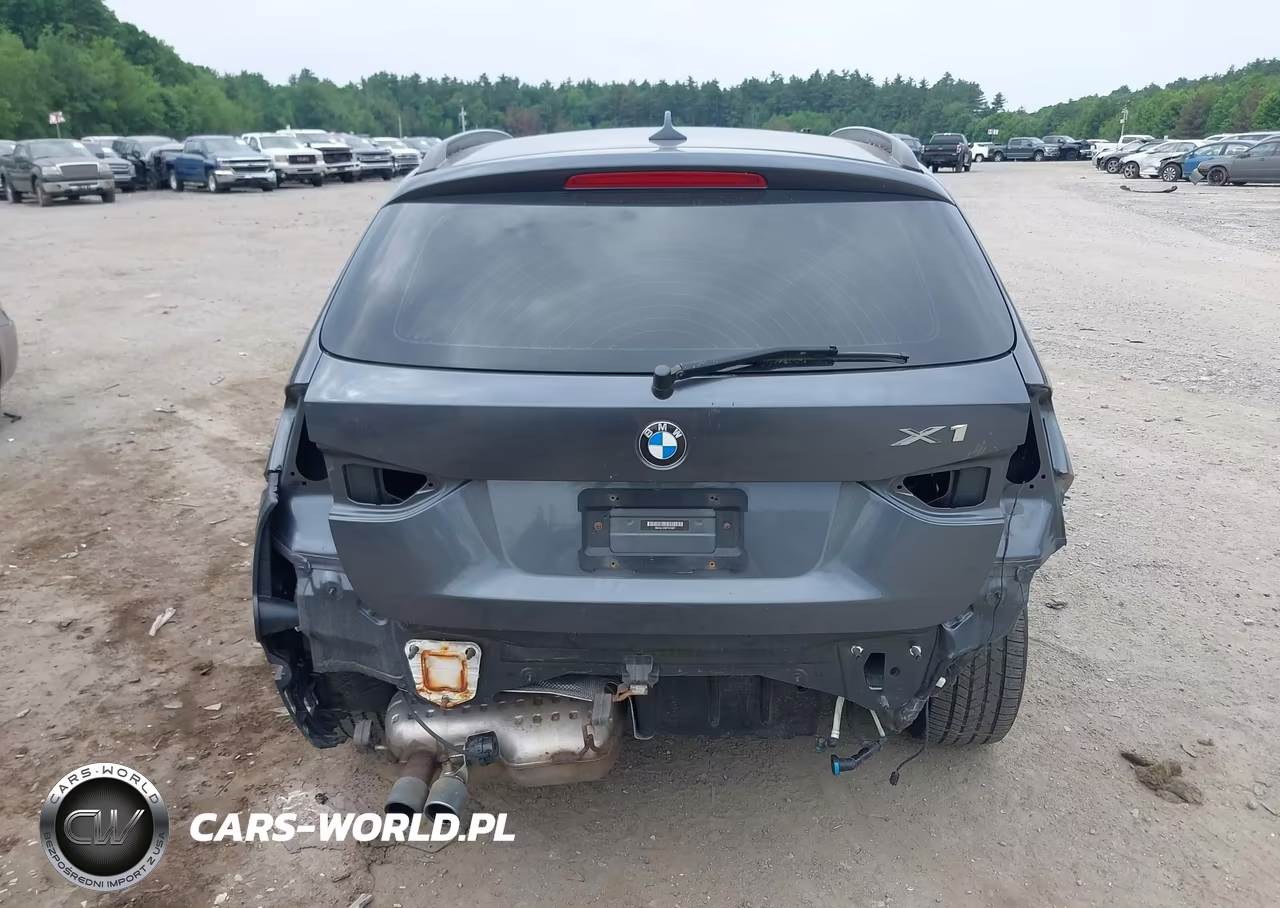 2015 BMW X1 xDrive28I VIN:WBAVL1C59FVY33671 - 17