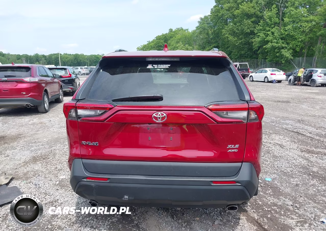 2021 Toyota Rav4 Xle VIN:2T3P1RFV0MW155815 - 16