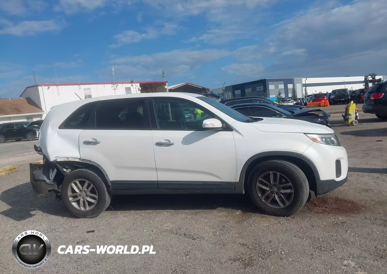 2015 Kia Sorento Lx VIN:5XYKT3A62FG628679 - 13