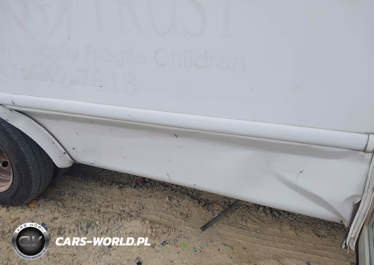 2016 Ford Transit-350 Cutaway VIN:1FDES6PM2GKA45124 - 11