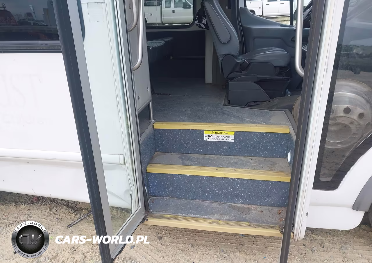 2016 Ford Transit-350 Cutaway VIN:1FDES6PM2GKA45124 - 12