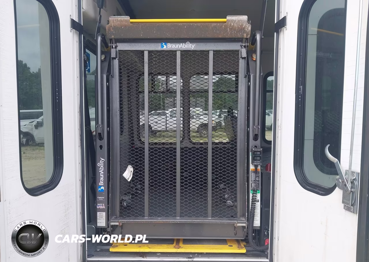 2016 Ford Transit-350 Cutaway VIN:1FDES6PM2GKA45124 - 19