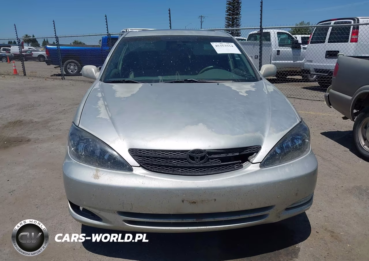 2002 Toyota Camry Xle VIN:JTDBE32K520106960 - 14
