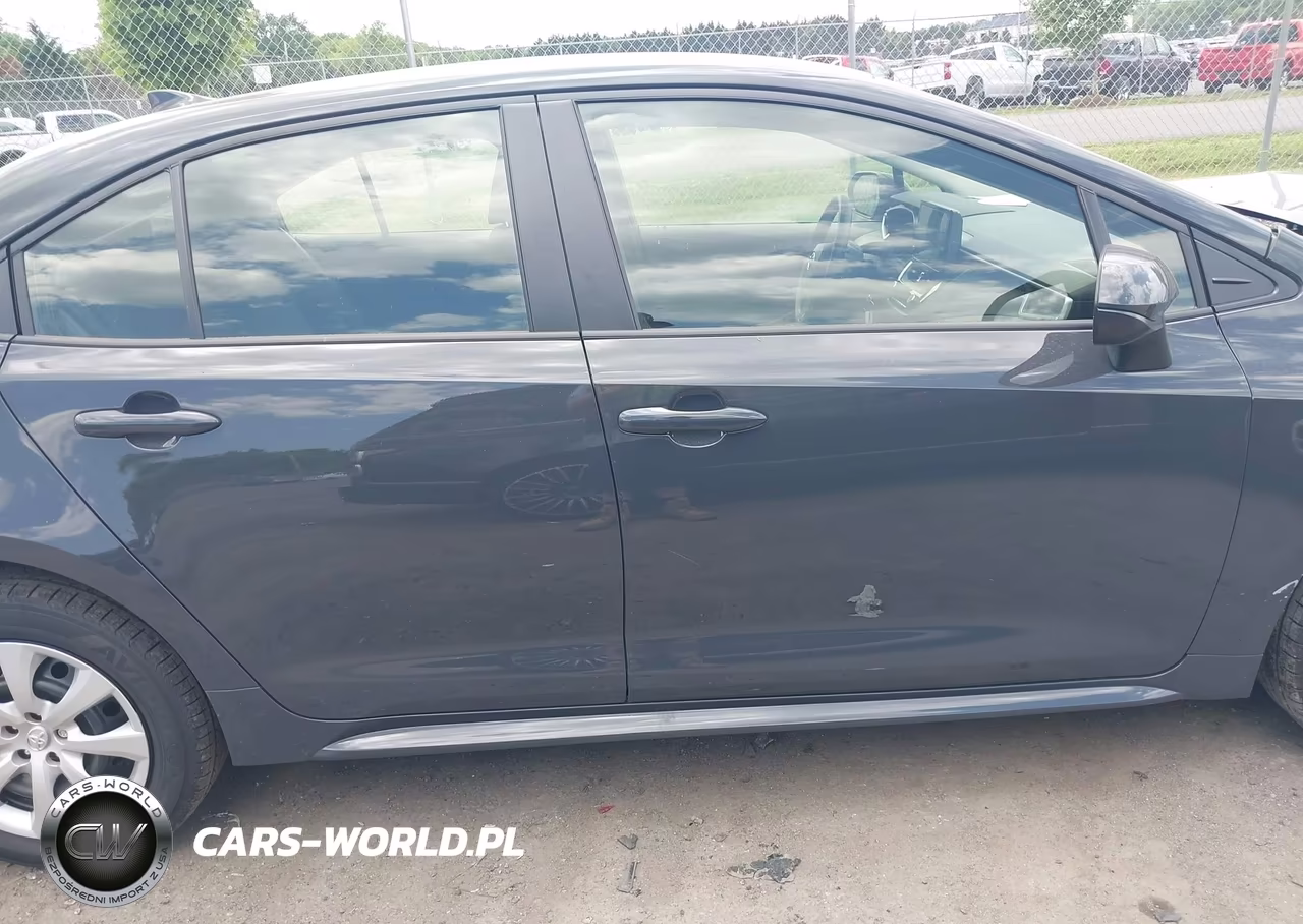 2026 Toyota Corolla Hybrid Hybrid Le VIN:JTDBCMFE4T3145961 - 13
