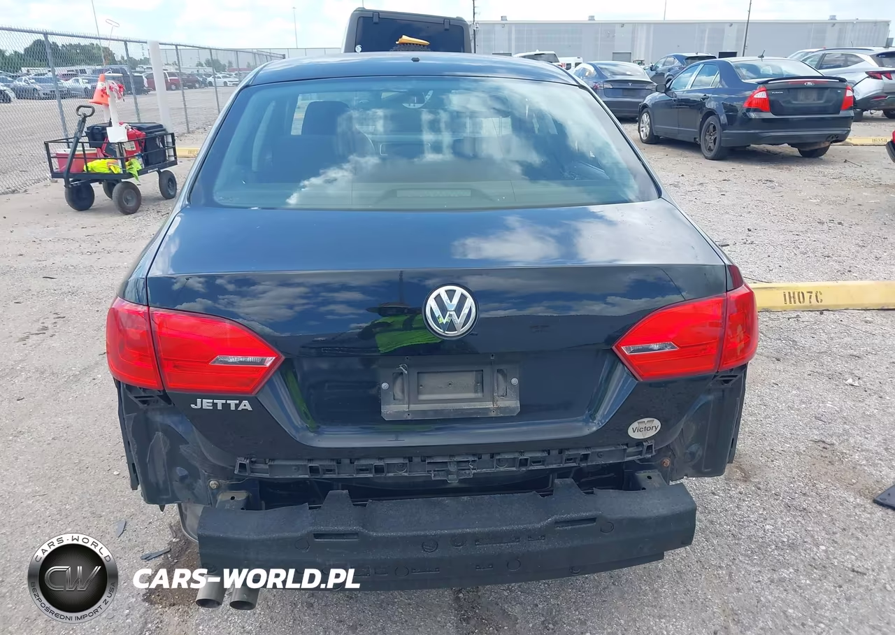 2014 Volkswagen Jetta 2.0L S VIN:3VW2K7AJ3EM443618 - 17