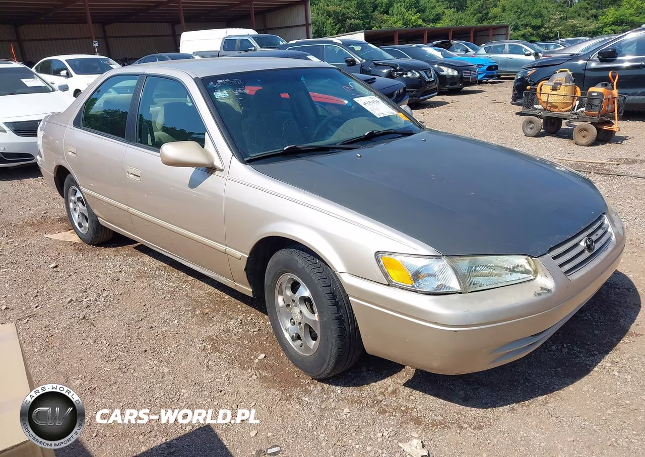 1999 Toyota Camry Le