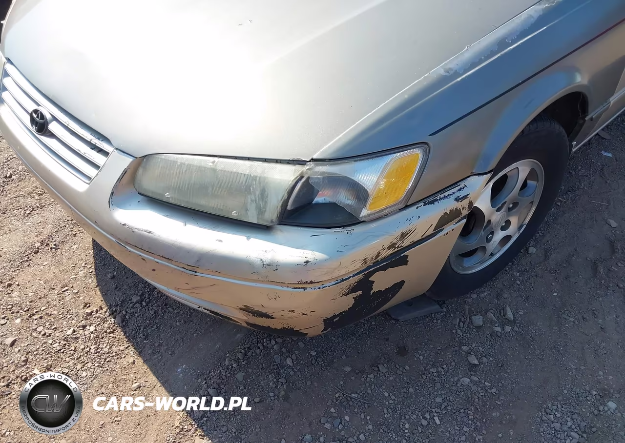 1999 Toyota Camry Le VIN:4T1BG28K3XU392119 - 6