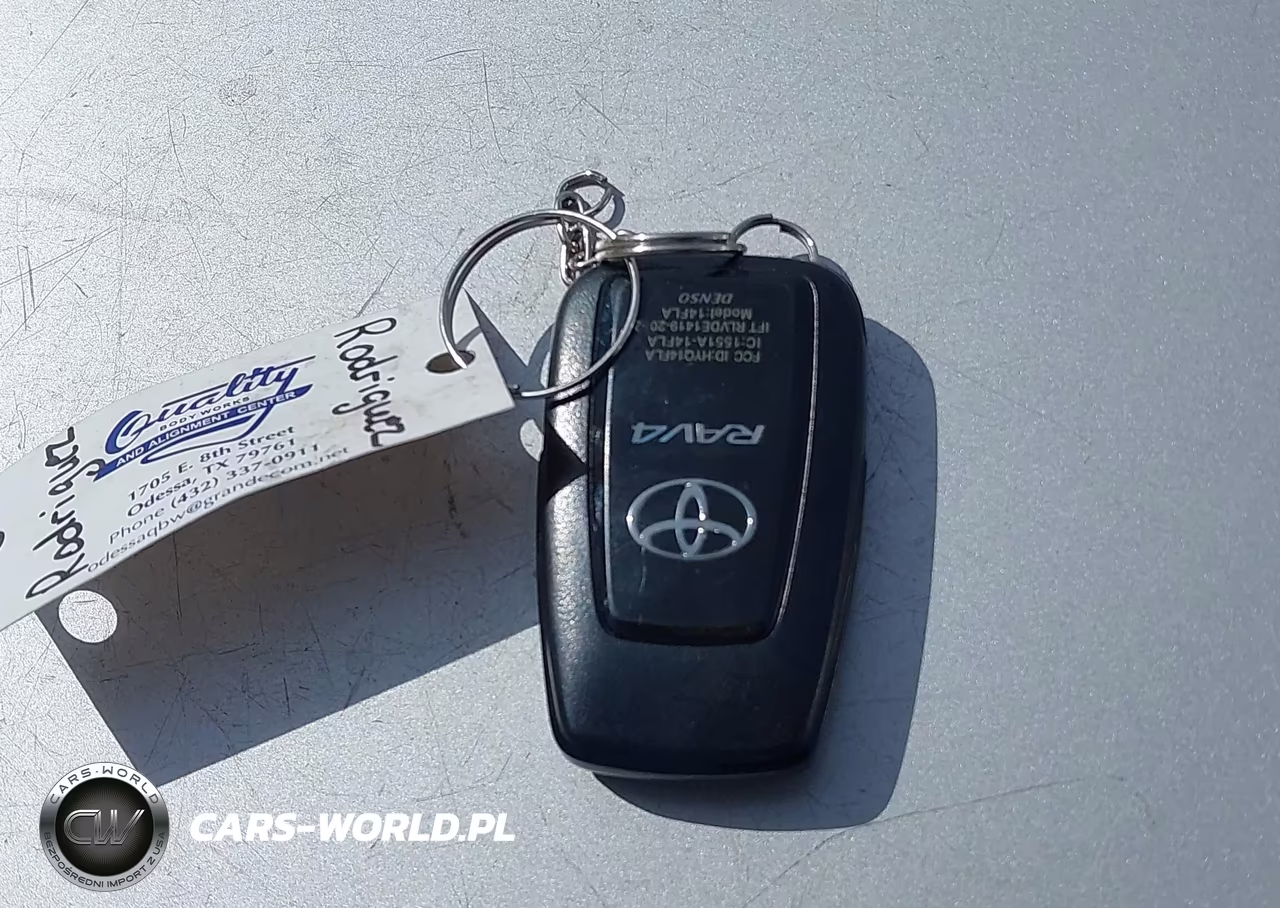 2024 Toyota Rav4 Xle Premium VIN:2T3C1RFV9RW301666 - 11