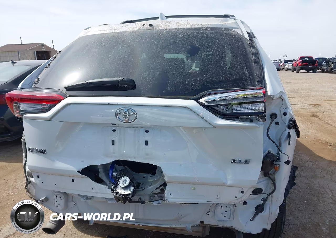 2024 Toyota Rav4 Xle Premium VIN:2T3C1RFV9RW301666 - 17