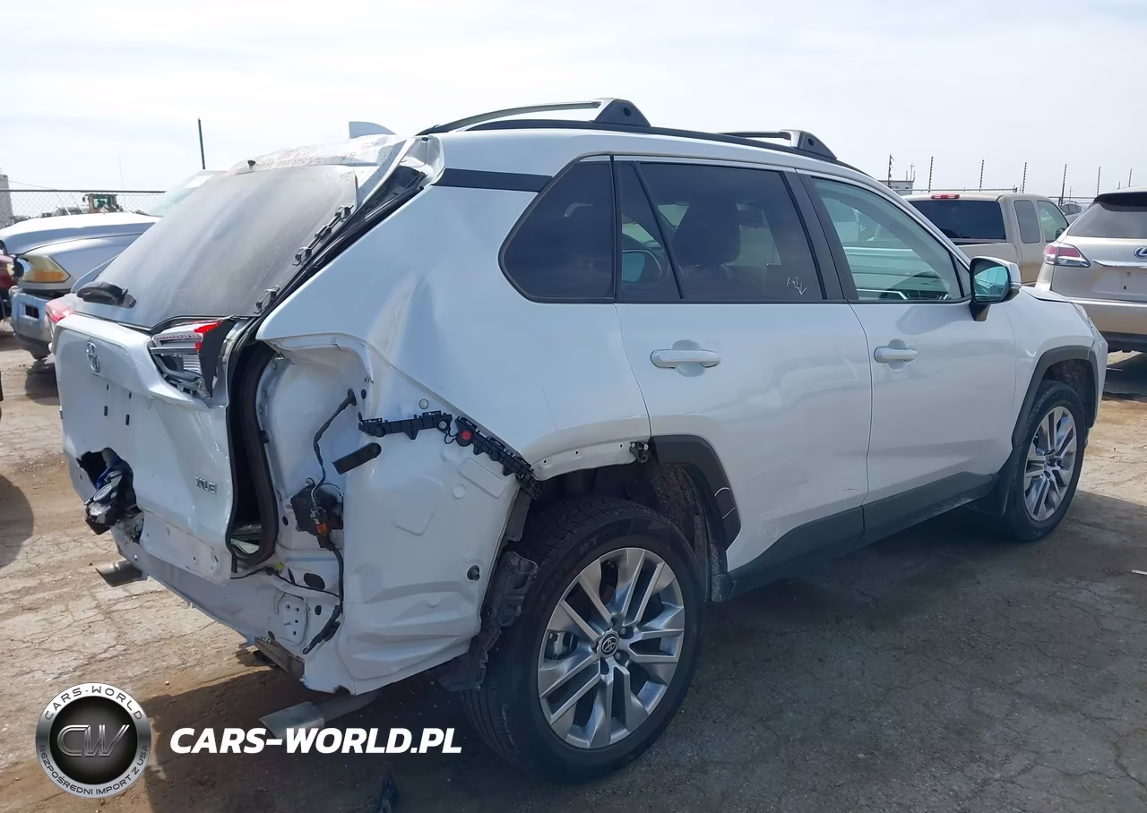 2024 Toyota Rav4 Xle Premium VIN:2T3C1RFV9RW301666 - 4