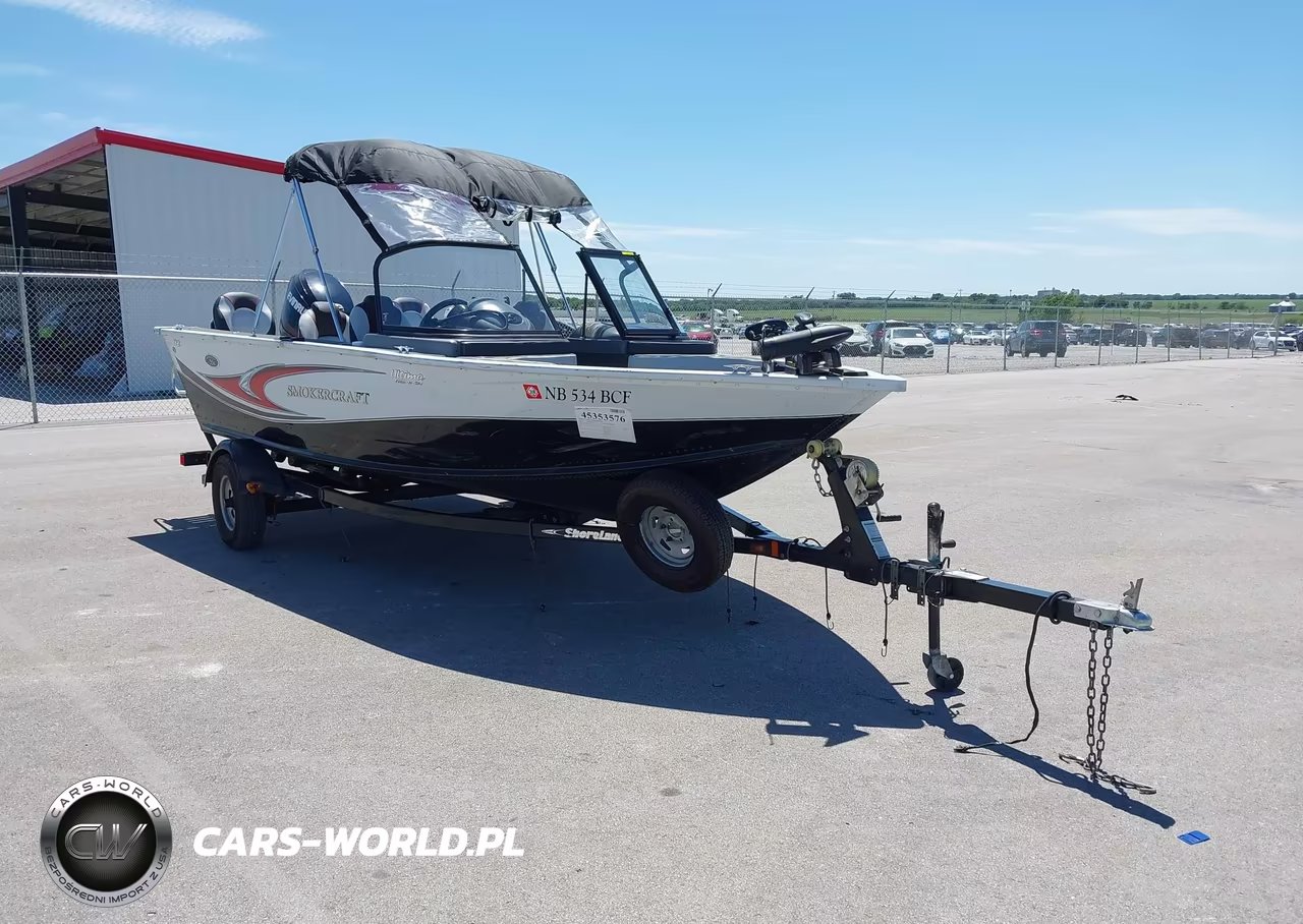 2014 Smoker Craft Ultima