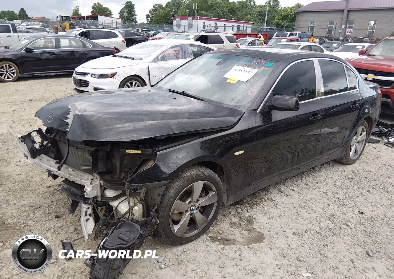 2007 BMW 530Xi VIN:WBANF73547CY18115 - 2