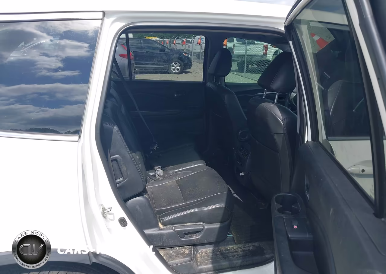 2018 Honda Pilot Ex VIN:5FNYF5H37JB024084 - 8