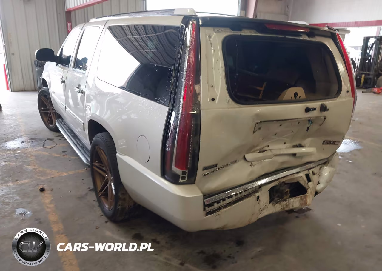 2011 GMC Yukon Xl 1500 Denali VIN:1GKS1MEF1BR278676 - 3