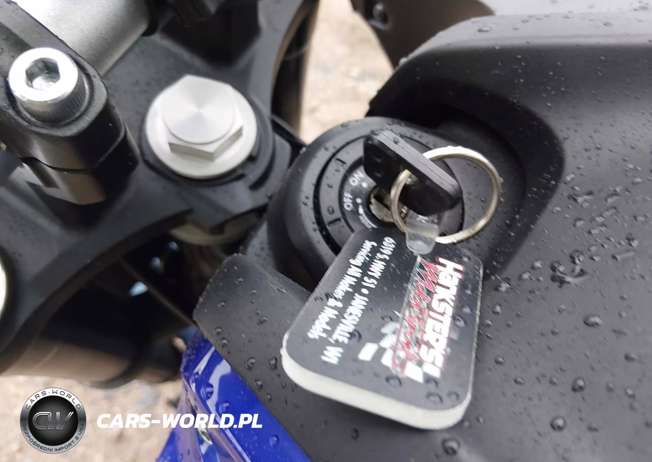 2025 Yamaha Mtn690 VIN:JYARM48E5SA000328 - 11