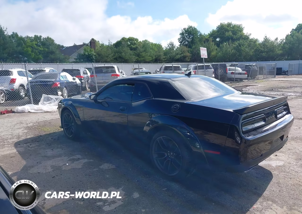 2022 Dodge Challenger R-T Scat Pack Widebody VIN:2C3CDZFJ1NH113677 - 3