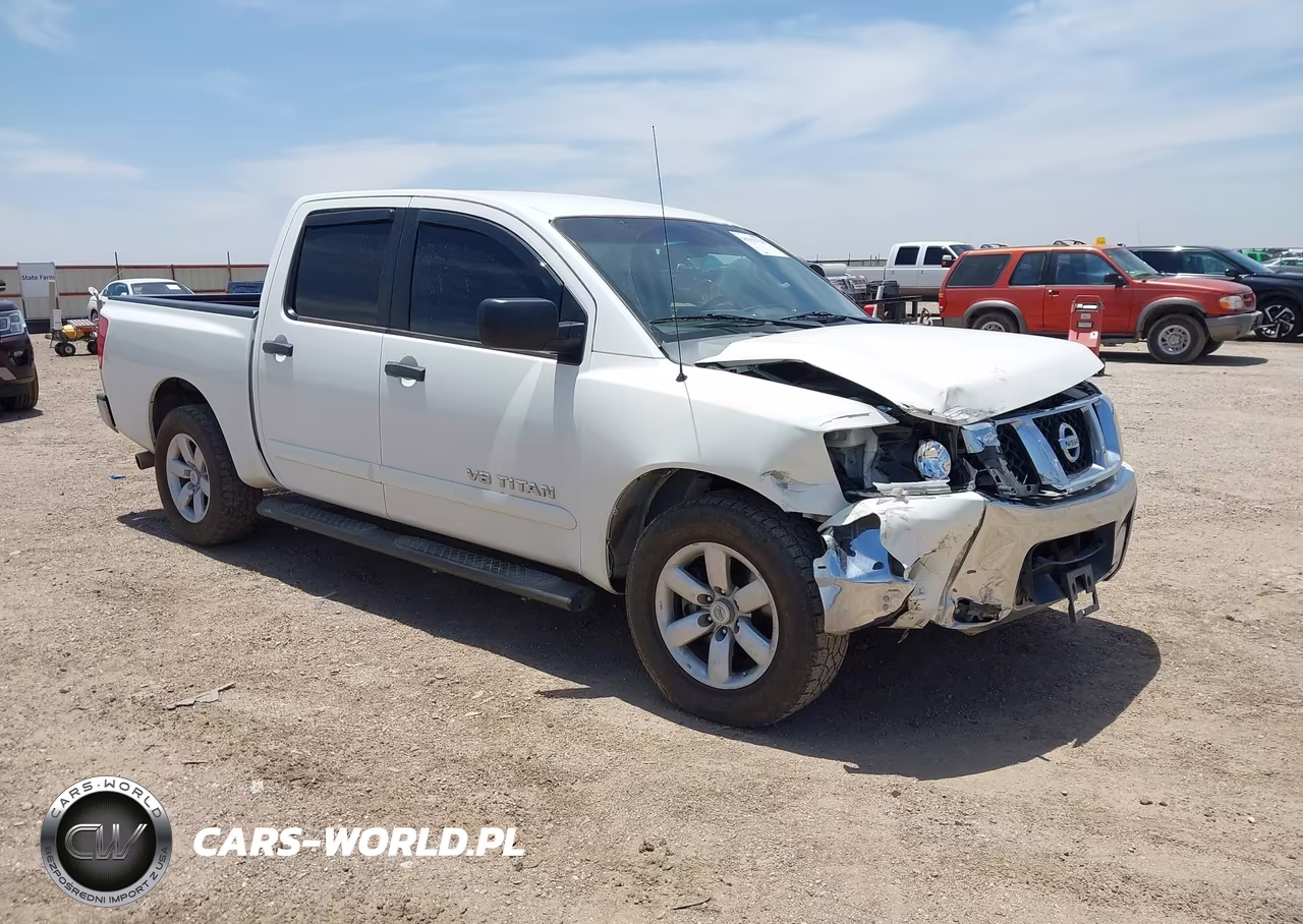 2013 Nissan Titan Sv