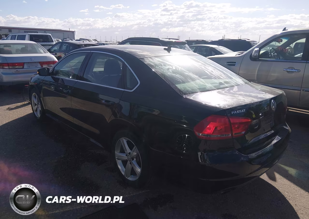 2013 Volkswagen Passat 2.5L Se VIN:1VWBH7A31DC004644 - 3