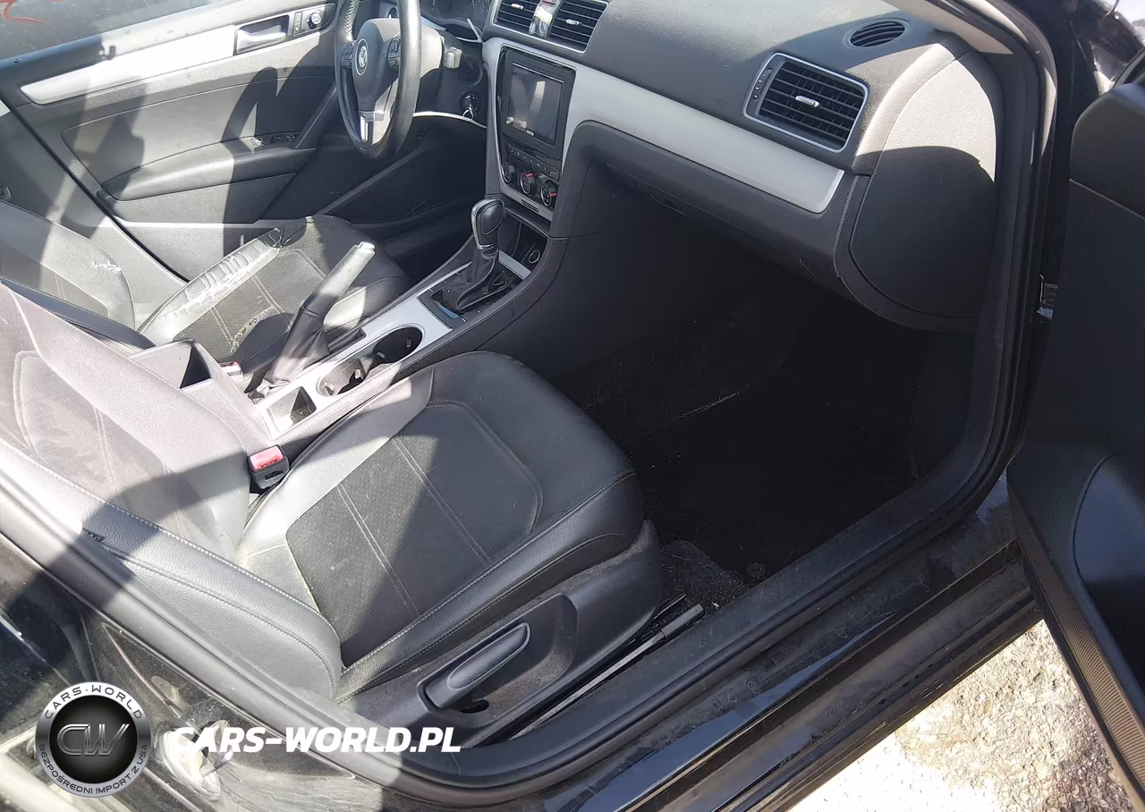 2013 Volkswagen Passat 2.5L Se VIN:1VWBH7A31DC004644 - 5