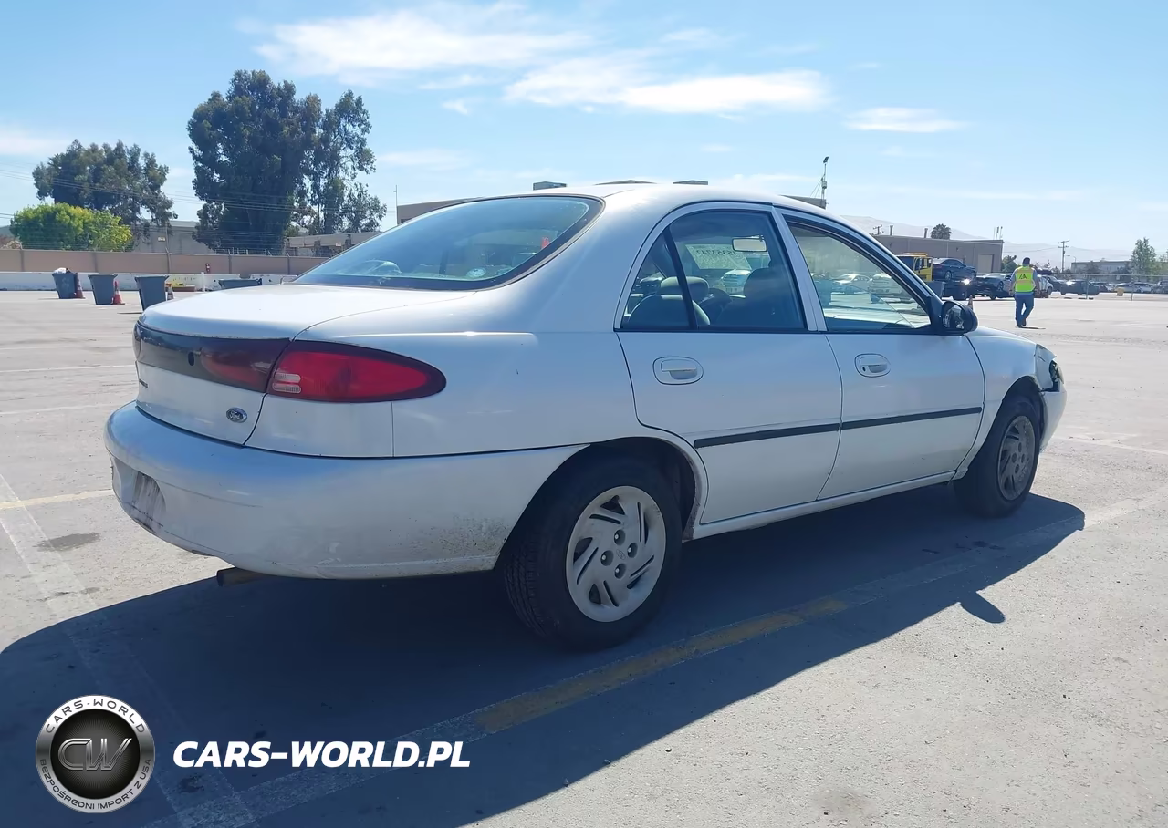1999 Ford Escort Lx VIN:1FAFP10P9XW181038 - 4