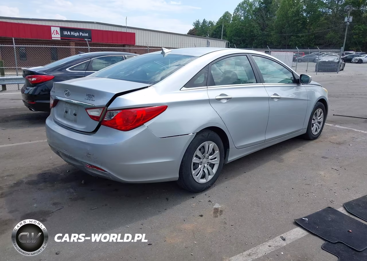2012 Hyundai Sonata Gls VIN:5NPEB4AC8CH359734 - 4