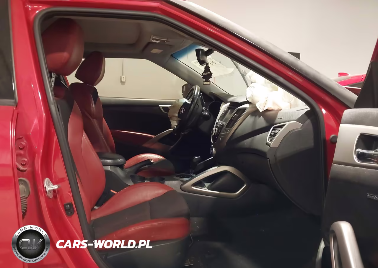 2014 Hyundai Veloster Base W-Red VIN:KMHTC6AD6EU190553 - 5