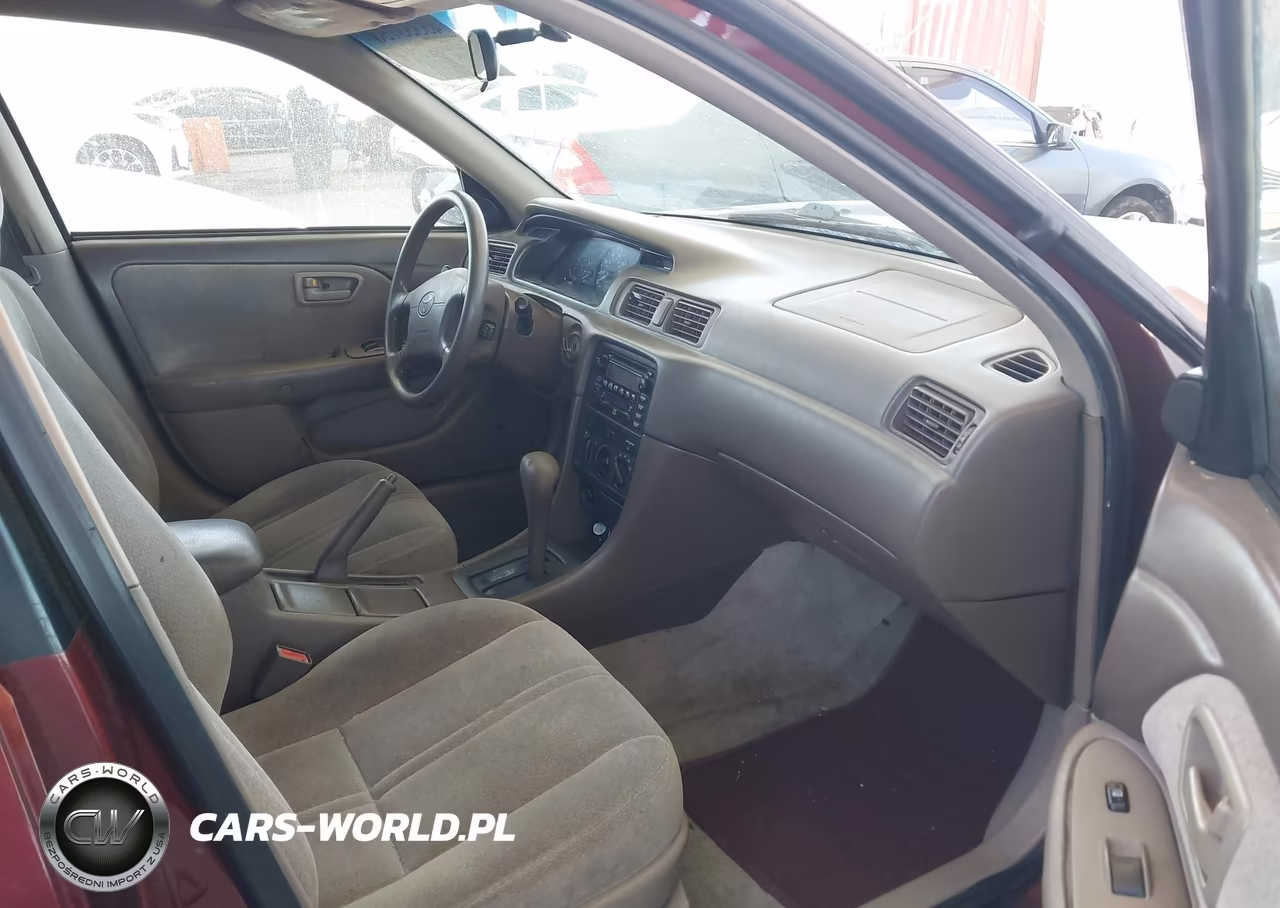2001 Toyota Camry Le V6 VIN:4T1BF22K11U127637 - 5