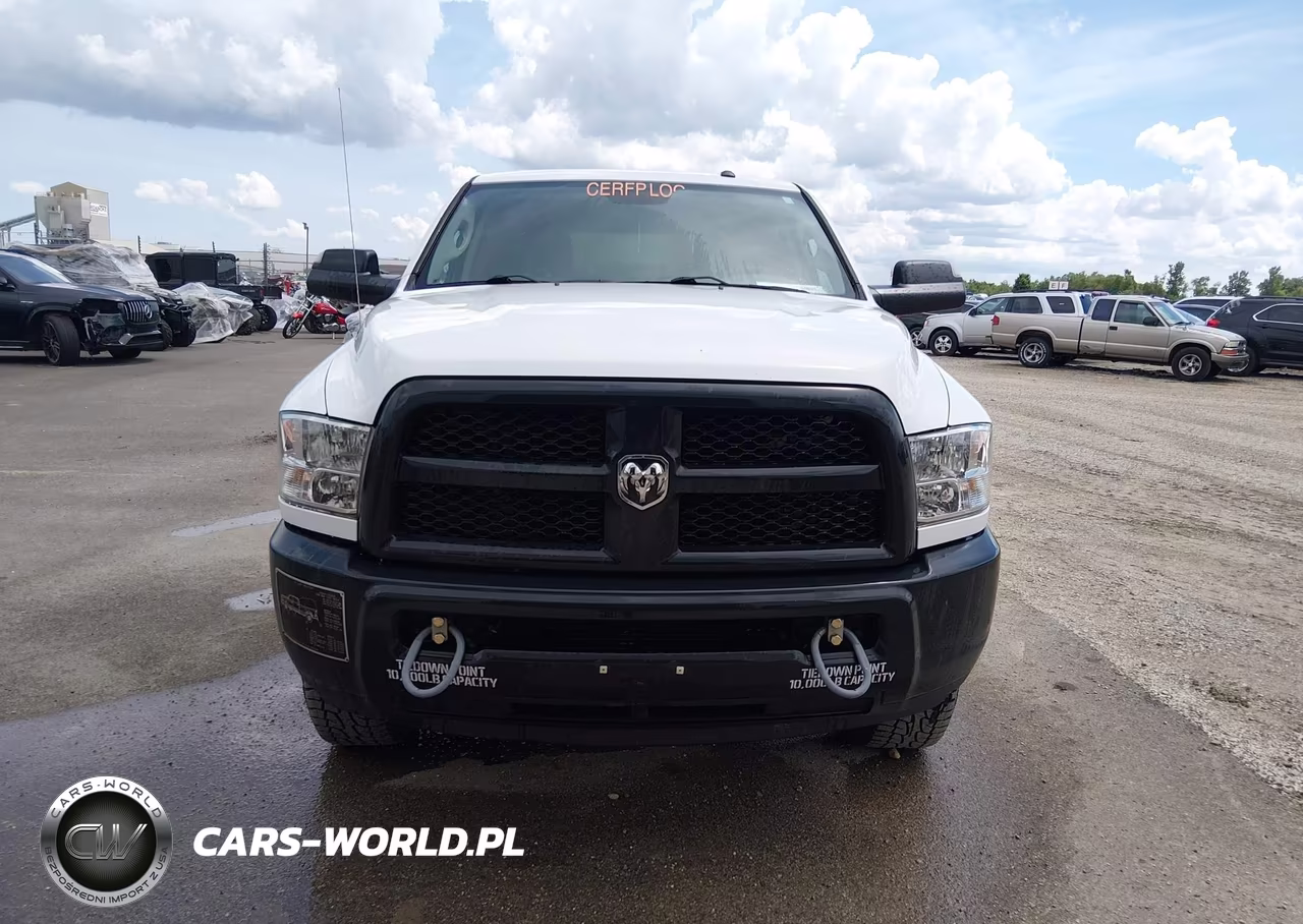 2017 Ram 3500 Tradesman 4X4 8' Box VIN:3C63R3GL0HG762330 - 14