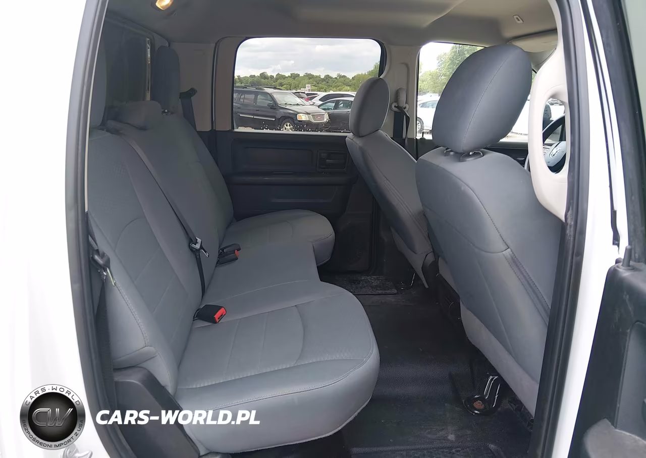2017 Ram 3500 Tradesman 4X4 8' Box VIN:3C63R3GL0HG762330 - 8
