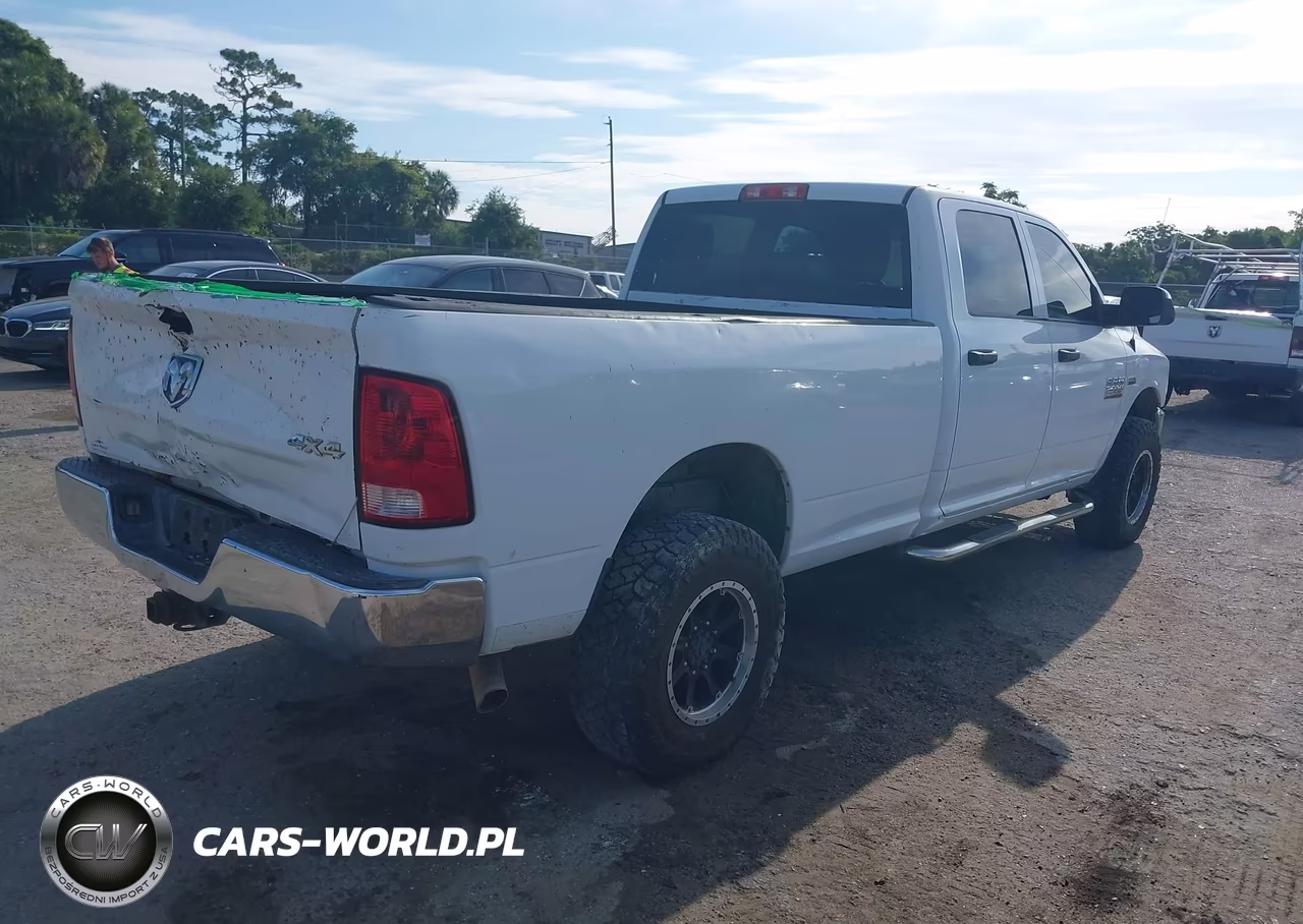 2014 Ram 2500 Tradesman VIN:3C6UR5HJ8EG292136 - 4
