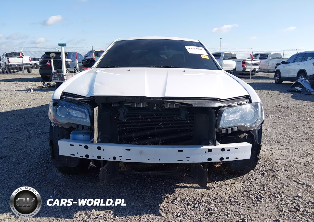 2022 Chrysler 300 S VIN:2C3CCABG2NH245412 - 13