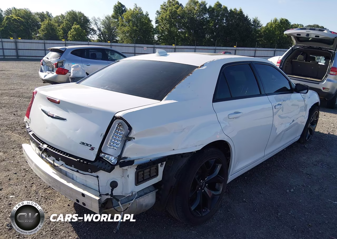 2022 Chrysler 300 S VIN:2C3CCABG2NH245412 - 4