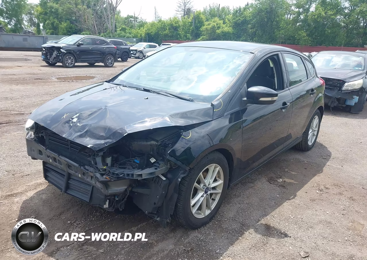 2017 Ford Focus Se VIN:1FADP3K28HL340624 - 2