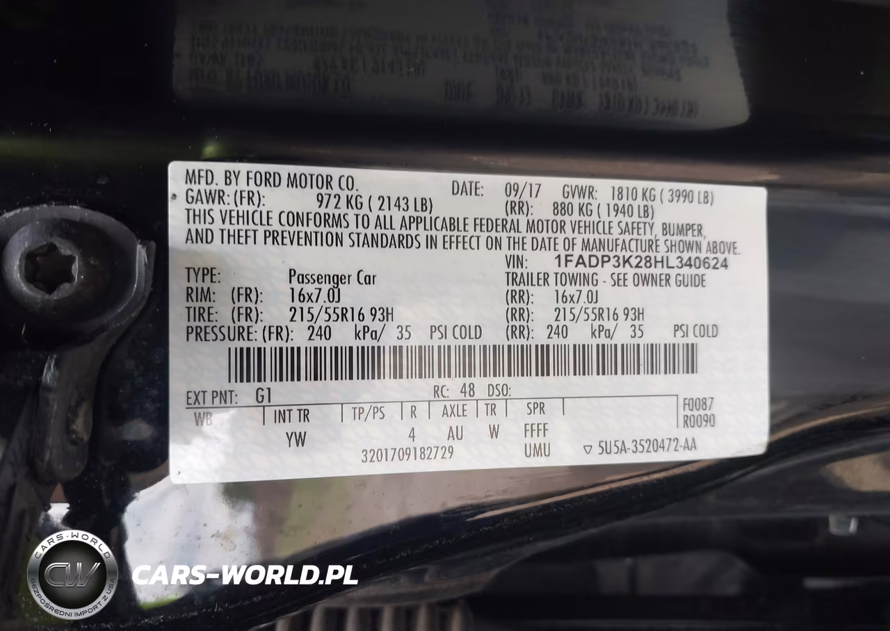 2017 Ford Focus Se VIN:1FADP3K28HL340624 - 9