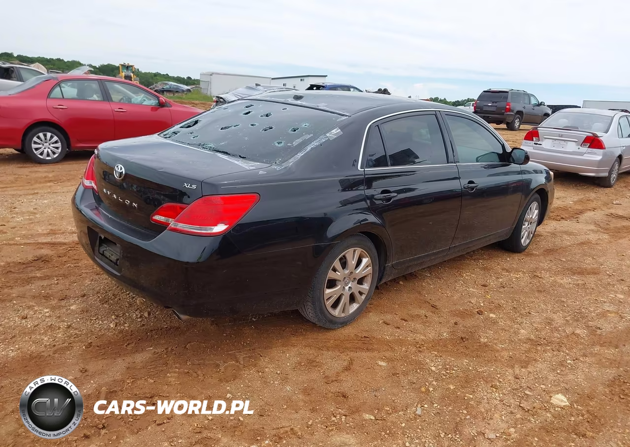 2010 Toyota Avalon Xls VIN:4T1BK3DB8AU360090 - 4