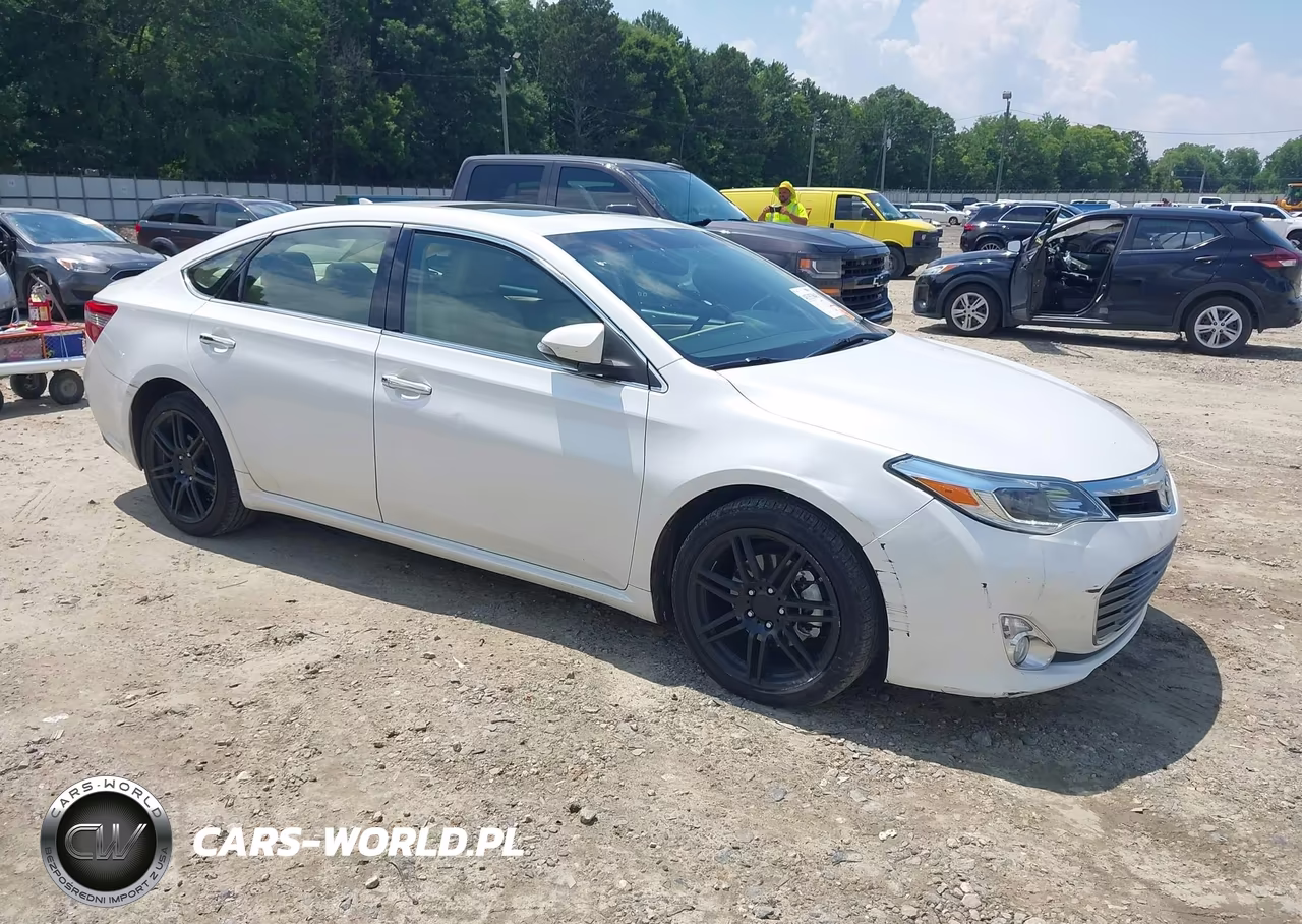 2013 Toyota Avalon Limited – zdjęcie 1 z 17