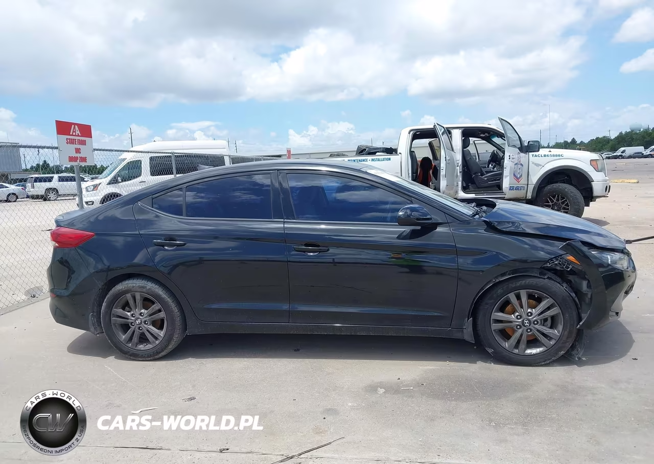 2018 Hyundai Elantra Sel VIN:5NPD84LF2JH271986 - 13