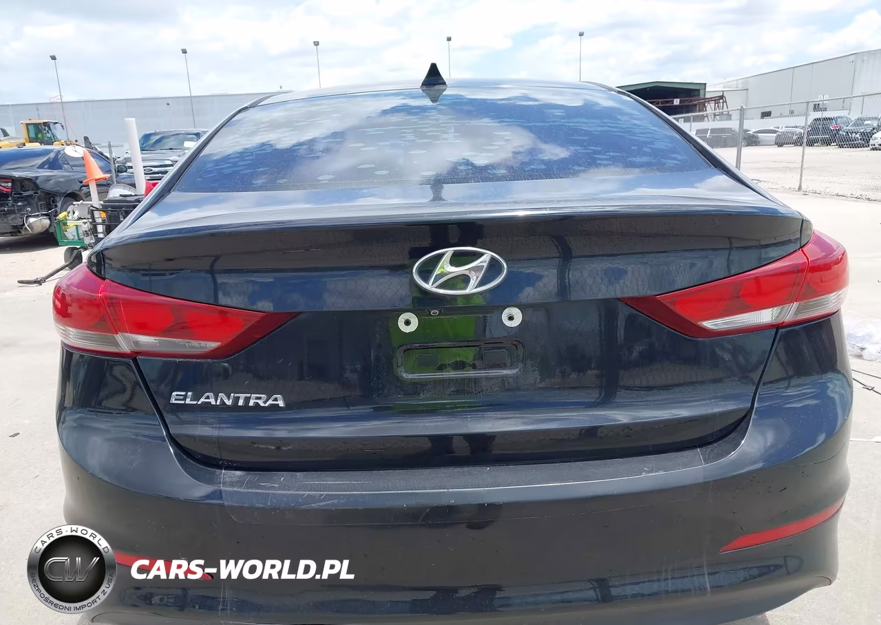 2018 Hyundai Elantra Sel VIN:5NPD84LF2JH271986 - 16