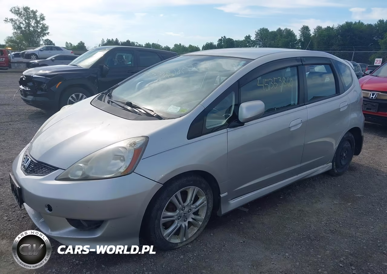 2011 Honda Fit Sport VIN:JHMGE8H57BC017392 - 2