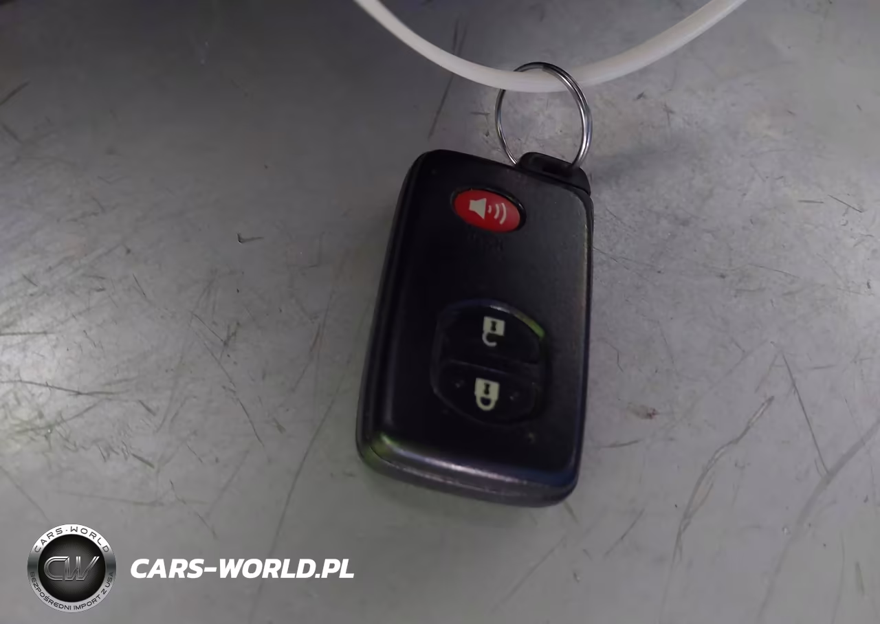 2012 Toyota Prius Three VIN:JTDKN3DU0C1500327 - 11