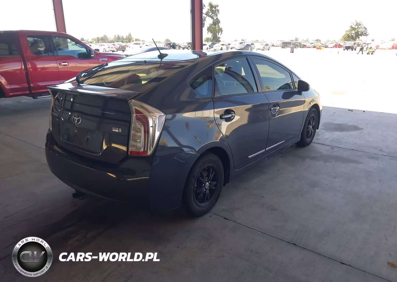 2012 Toyota Prius Three VIN:JTDKN3DU0C1500327 - 4