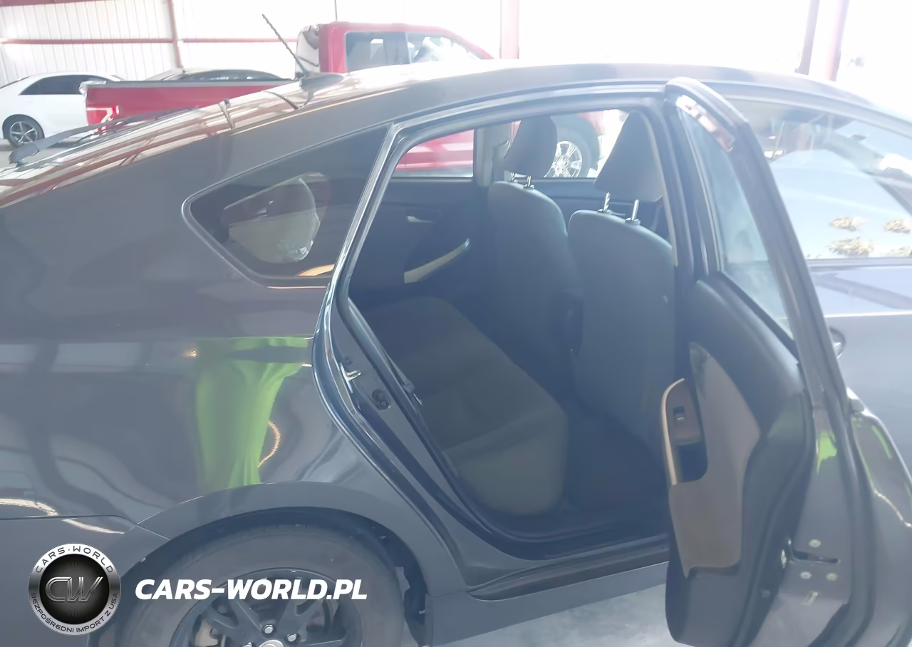 2012 Toyota Prius Three VIN:JTDKN3DU0C1500327 - 8