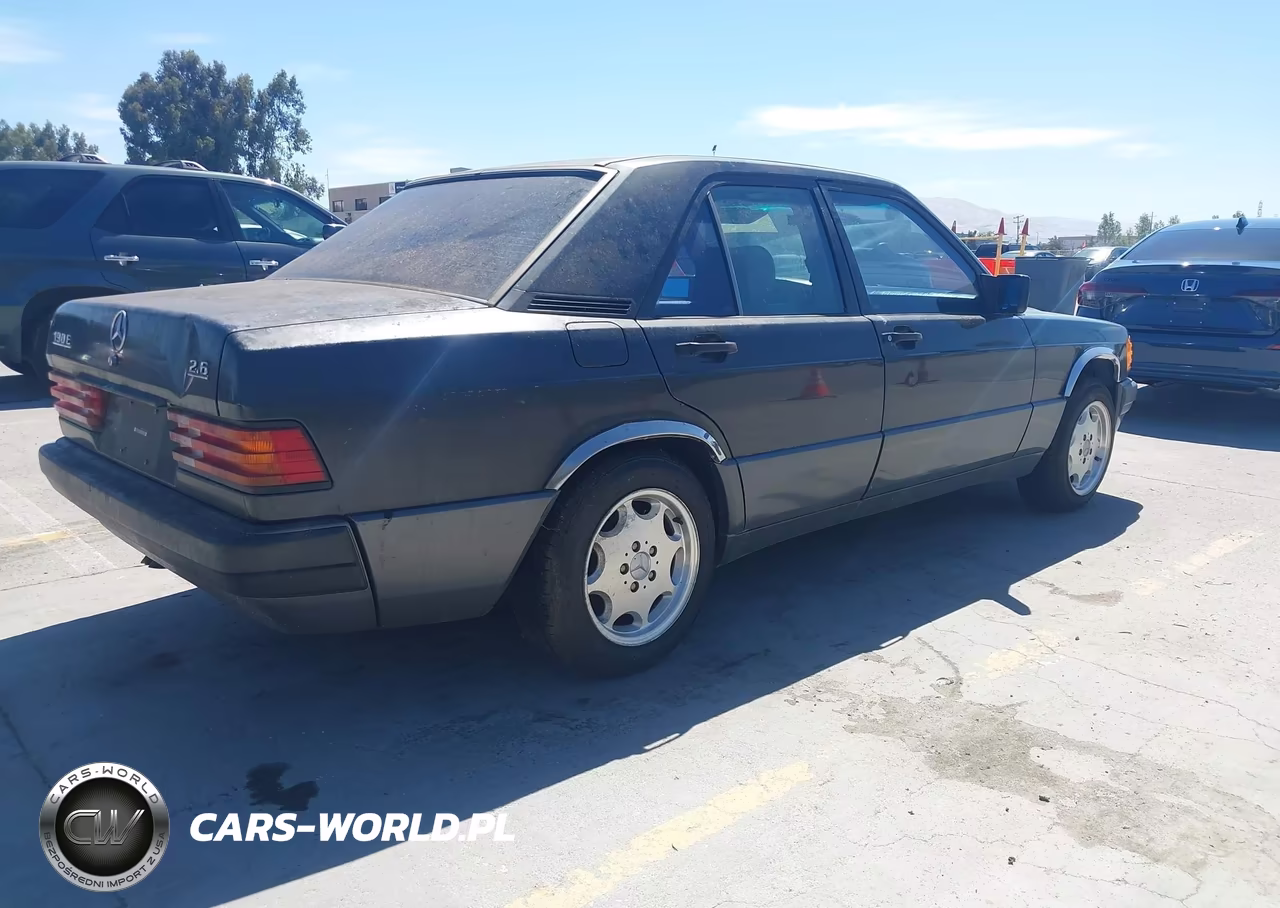 1993 Mercedes-Benz 190 E 2.6 VIN:WDBDA29D1PG022198 - 4